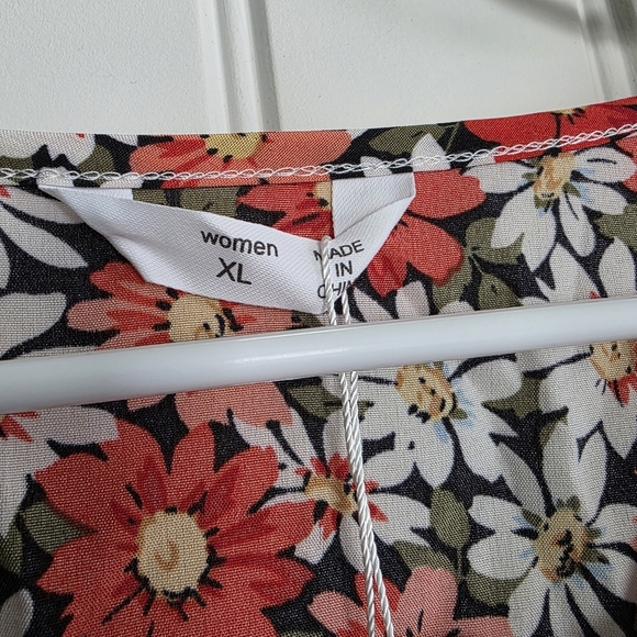 🔥5 FOR $25🔥NWT Faux Wrap Short Sleeve Floral Dress, XL - Picture 4 of 9